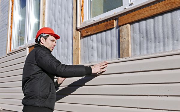 Cost of Vinyl Cladding Repair in Santa Rosa