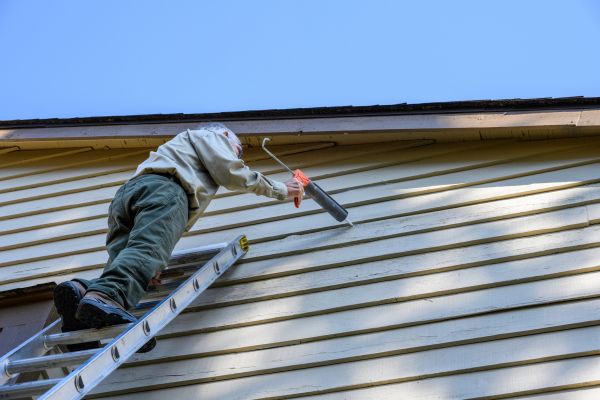 Cost of Vinyl Siding Caulk Repair in Santa Rosa