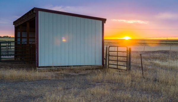 Pole Building Siding Service in Santa Rosa