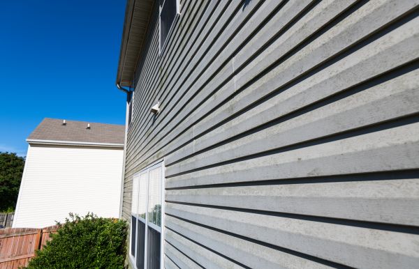 Cost of Vinyl Siding Panel Replacement in Santa Rosa