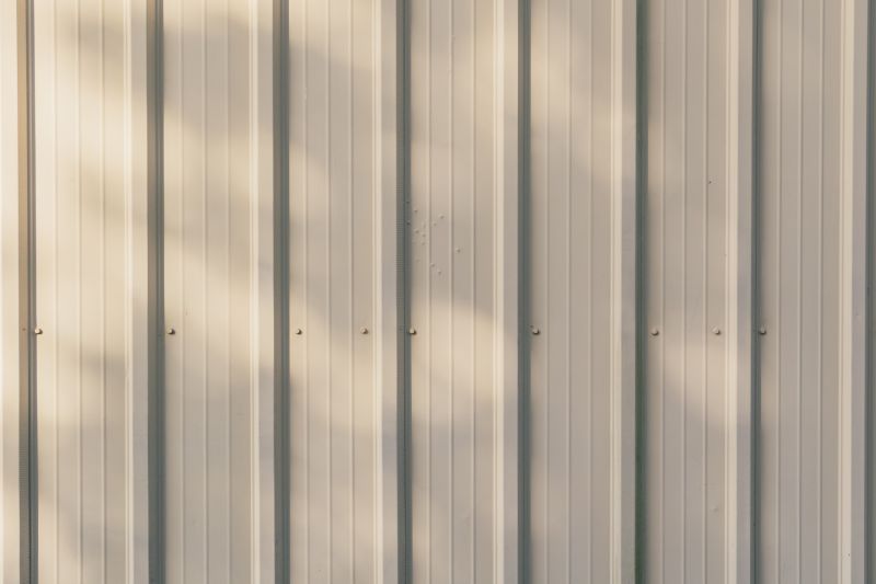 Who Does Siding Service